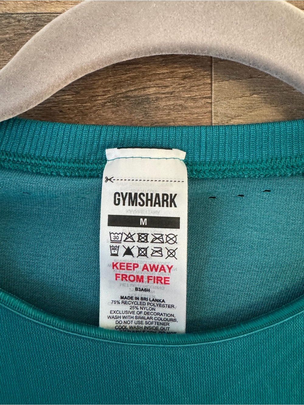 Gymshark Sweat Seamless Long Sleeve Crop Top - Picture 3 of 9